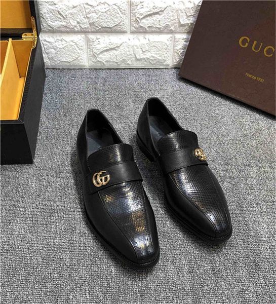 men's pointed business dress shoes men's casual leather shoes's oxford mens design shoes latest plus size:38-45, Black
men's pointed business dress shoes men's casual leather shoes's oxford mens design shoes latest plus size:38-45, Black