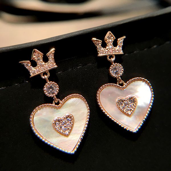 fashion luxury designer lovely diamond sparkling crown shell heart pendant stud earrings for women girls silver post
fashion luxury designer lovely diamond sparkling crown shell heart pendant stud earrings for women girls silver post