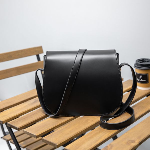 women's bag ladies retro wild small bag 2019 autumn new single shoulder diagonal saddle celebrity with small square
women's bag ladies retro wild small bag 2019 autumn new single shoulder diagonal saddle celebrity with small square