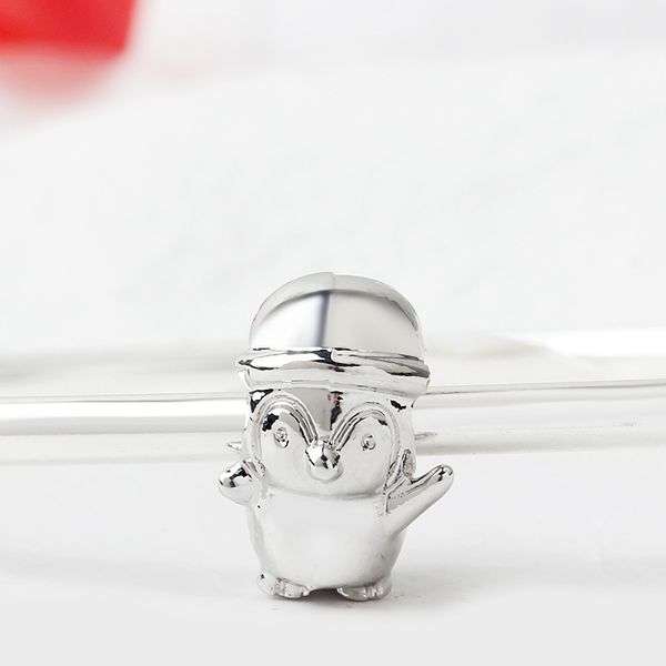 5pcs silver zinc alloy pendant cute penguin with bell animal beads fit women original pandora bracelet diy jewelry christmas
5pcs silver zinc alloy pendant cute penguin with bell animal beads fit women original pandora bracelet diy jewelry christmas