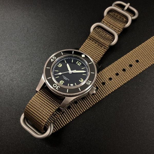 steeldive new arrival watch 2020 mens watches automatic mechanical nh35 automatic sapphire watch crystal diver, Slivery;brown
steeldive new arrival watch 2020 mens watches automatic mechanical nh35 automatic sapphire watch crystal diver, Slivery;brown