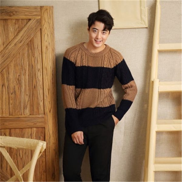 100% hand made pure wool oneck knit men fashion solid loose contrast color striped pullover sweater one&over size, White;black
100% hand made pure wool oneck knit men fashion solid loose contrast color striped pullover sweater one&over size, White;black