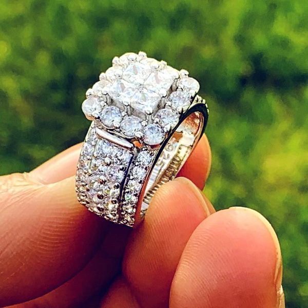 2ct unique brand luxury jewelry 925 sterling silver princess cut infinity white z cz diamond gemstones women wedding band ring gift, Slivery;golden
2ct unique brand luxury jewelry 925 sterling silver princess cut infinity white z cz diamond gemstones women wedding band ring gift, Slivery;golden
