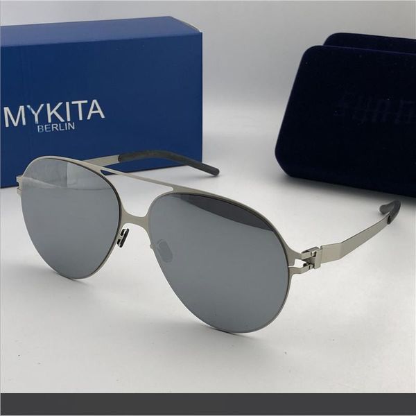 new mykita sunglasses ultralight frame without screws hansi pilot frame flap men brand designer sunglasses coating mirror lens, White;black
new mykita sunglasses ultralight frame without screws hansi pilot frame flap men brand designer sunglasses coating mirror lens, White;black
