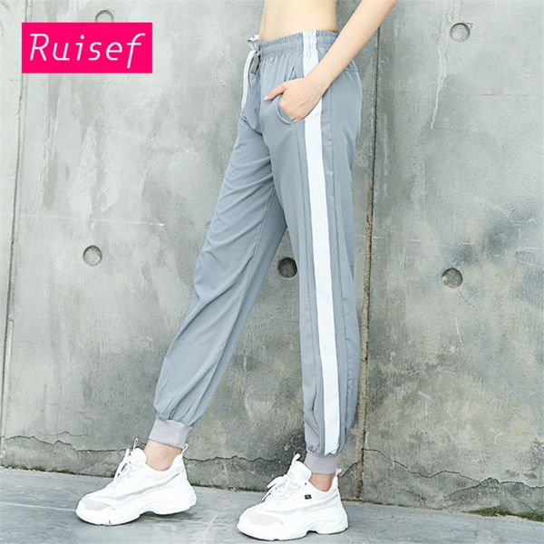 ruisef women yoga pants tights sport leggings women training reflective night running pants fitness gym leggins workout loose, Black;blue
ruisef women yoga pants tights sport leggings women training reflective night running pants fitness gym leggins workout loose, Black;blue