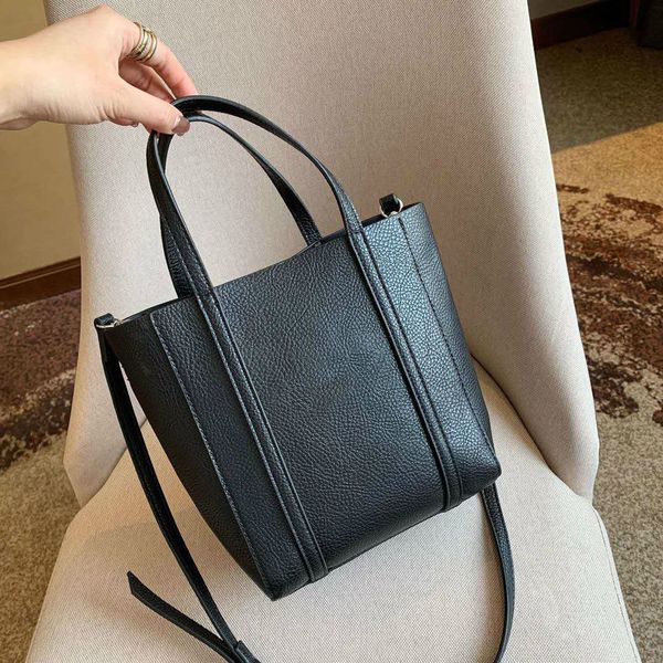 mini designer handbags purses women leather selling with brand letter mini bag cute handbags fashion ladies size 22cm #t354
mini designer handbags purses women leather selling with brand letter mini bag cute handbags fashion ladies size 22cm #t354