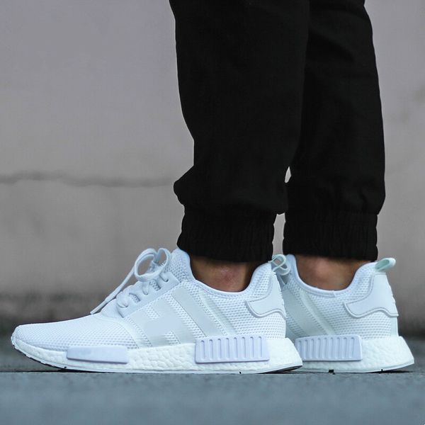 2019 NMDs R1 Mesh Тройной черный Белый Кремовый лосось Городской Пакет Мужчины Женская о
2019 NMDs R1 Mesh Тройной черный Белый Кремовый лосось Городской Пакет Мужчины Женская о