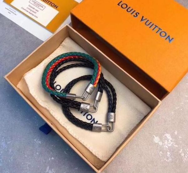 men's and women's new colorful woven bracelet fashion lock design lv bracelet accessories trend jewelry, Golden;silver
men's and women's new colorful woven bracelet fashion lock design lv bracelet accessories trend jewelry, Golden;silver