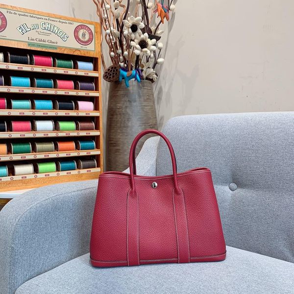 tote bag известный бренд дизайнер роскошные модные сумки на ремне сумки из натуральной кожи мода crossbody сумка женский бизнес сумки для но
tote bag известный бренд дизайнер роскошные модные сумки на ремне сумки из натуральной кожи мода crossbody сумка женский бизнес сумки для но