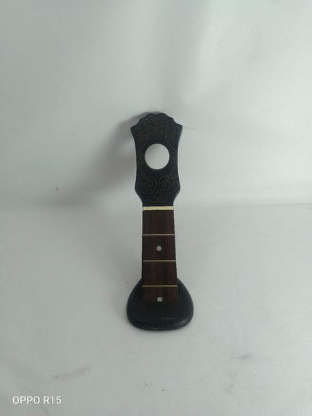 гитара головы держатель вина
гитара головы держатель вина