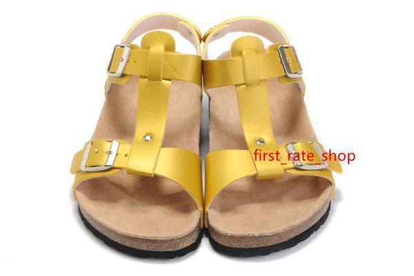 2019 leather non-slip slippers women s shoes men s shoes wild indoor and outdoor hollow slippers
2019 leather non-slip slippers women s shoes men s shoes wild indoor and outdoor hollow slippers