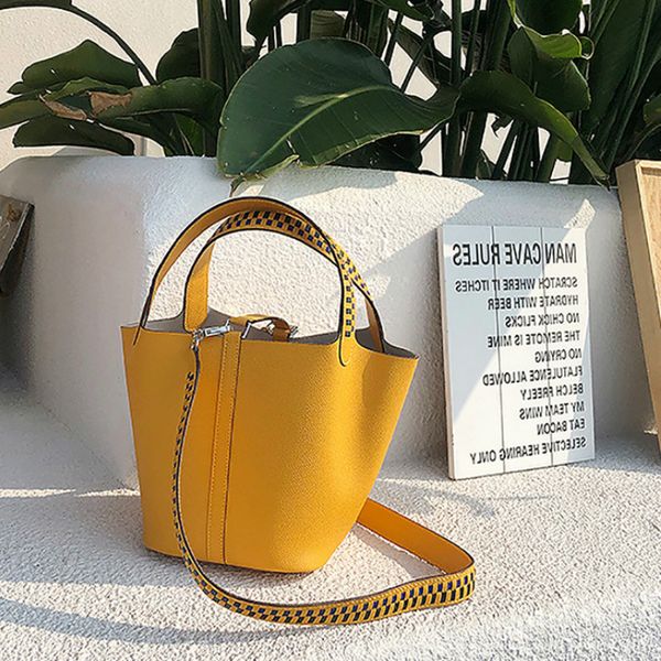 new colours wide shoulder appliance with joker bucket palmprint cowhide basket bag bag leather handbag
new colours wide shoulder appliance with joker bucket palmprint cowhide basket bag bag leather handbag