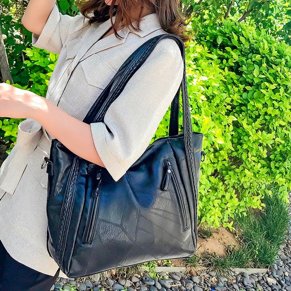 women's fashion retro new business woven handbags casual shoulder portable messenger bag
women's fashion retro new business woven handbags casual shoulder portable messenger bag