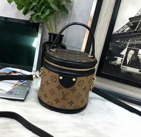 new women shoulder bags crossbody bags fashion messenger bag female handbags leather ladies totes mnh41238
new women shoulder bags crossbody bags fashion messenger bag female handbags leather ladies totes mnh41238