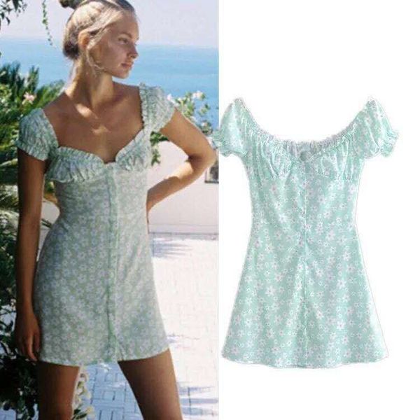 summer fashion women printing short sleeve puff sleeve sandy beach mini dress high quality, Black;gray
summer fashion women printing short sleeve puff sleeve sandy beach mini dress high quality, Black;gray