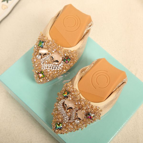 2020 spring and autumn new fashion ladies rhinestone shoes flat shoes casual women's banquet wedding dance, Black
2020 spring and autumn new fashion ladies rhinestone shoes flat shoes casual women's banquet wedding dance, Black