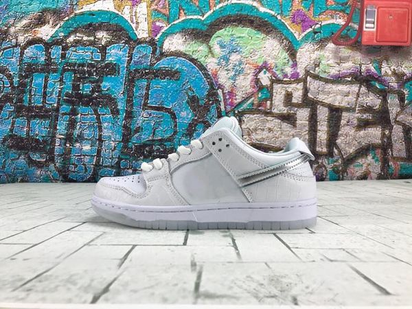 2019 новые прибытия soulland jumpman dunk sb низкий желтый белый черный баскетбольная обувь качество мужчины женщины leatherwear спорт кросс
2019 новые прибытия soulland jumpman dunk sb низкий желтый белый черный баскетбольная обувь качество мужчины женщины leatherwear спорт кросс