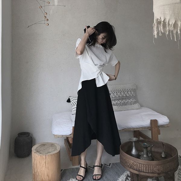 white base t-shirt female 2019 seasons t-shirt niche design irregular cross short sleeve small machine chic fashion
white base t-shirt female 2019 seasons t-shirt niche design irregular cross short sleeve small machine chic fashion