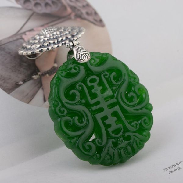 genuine 925 sterling silver natural green jade pendant vintage flowers engraved large gemstone amulet for women
genuine 925 sterling silver natural green jade pendant vintage flowers engraved large gemstone amulet for women