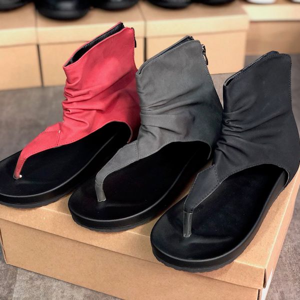 new women slipper summer beach flip flop black white casual sandals leather rubber shoes indoor non-slip sports for women walking
new women slipper summer beach flip flop black white casual sandals leather rubber shoes indoor non-slip sports for women walking