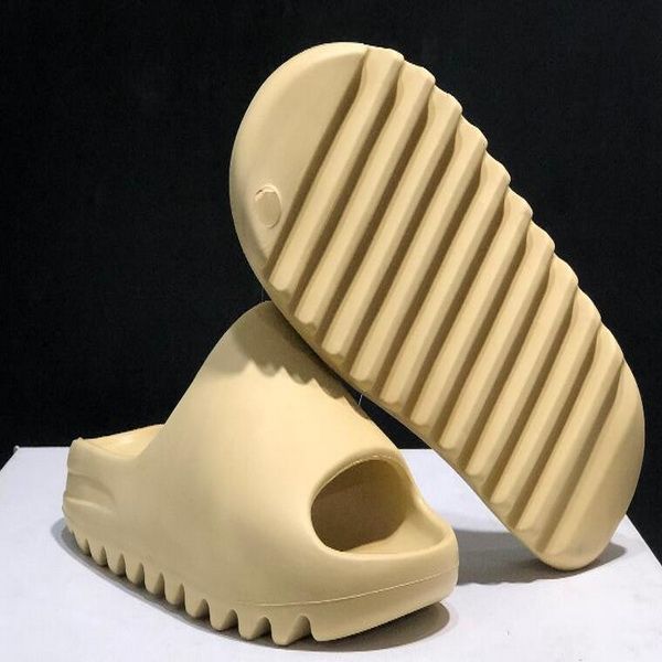 слайды сандалия 2020 west обуви дешевых тапочки пена бегун kanye west desert sand смола пляж женщины мужчины каплепадение принимаемый спорт
слайды сандалия 2020 west обуви дешевых тапочки пена бегун kanye west desert sand смола пляж женщины мужчины каплепадение принимаемый спорт