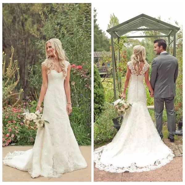 2021 off shoulder lace appliques slim mermaid sweetheart ruffles wedding dress button back tulle lace bridal gowns dubai arabic custom, White
2021 off shoulder lace appliques slim mermaid sweetheart ruffles wedding dress button back tulle lace bridal gowns dubai arabic custom, White