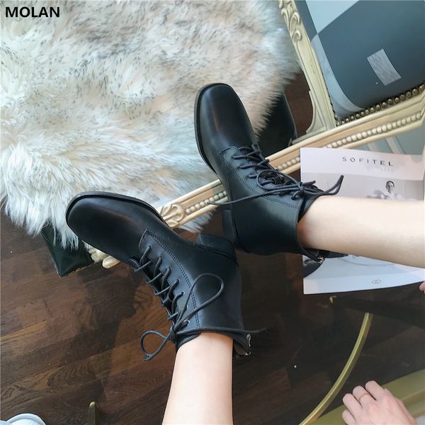 molan brand designer 2019 winter korean new fashion luxury black brown leather shoes med heels platform short ankle boots female
molan brand designer 2019 winter korean new fashion luxury black brown leather shoes med heels platform short ankle boots female