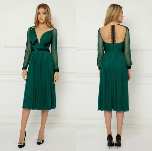 2020 green mother of the bride dresses long sleeve lace prom gowns v neck knee length wedding guest dress, Black;red
2020 green mother of the bride dresses long sleeve lace prom gowns v neck knee length wedding guest dress, Black;red