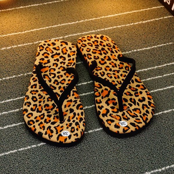 classics fashion leisure women flat flip flops platform leopard outside soft slippers summer casual open toe ladies shoes, Black
classics fashion leisure women flat flip flops platform leopard outside soft slippers summer casual open toe ladies shoes, Black