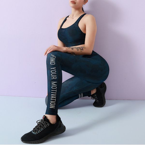 новый rendering спорт set женщины письмо спорт quakeproof йога bra + высокая талия tight фитнес нашивки гетры 2 шт идущие костюмы, White;red
новый rendering спорт set женщины письмо спорт quakeproof йога bra + высокая талия tight фитнес нашивки гетры 2 шт идущие костюмы, White;red