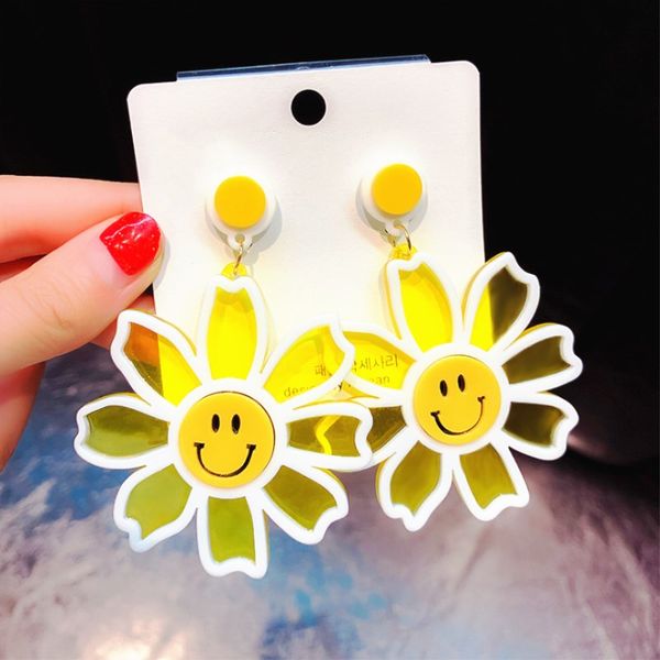 new design trendy acrylic earrings big flowers drop earrings for women korean creative sweet smile face earrings jewelry, Silver
new design trendy acrylic earrings big flowers drop earrings for women korean creative sweet smile face earrings jewelry, Silver