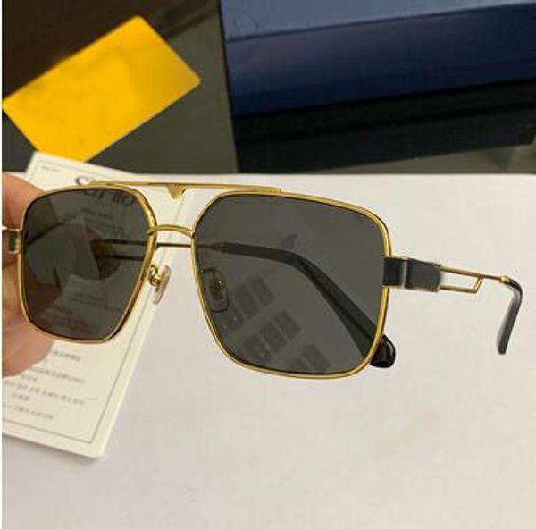 luxury french classic brand logo sunglasses woman bee design fashion sun glasses good quality man driving shade glasses with box, White;black
luxury french classic brand logo sunglasses woman bee design fashion sun glasses good quality man driving shade glasses with box, White;black