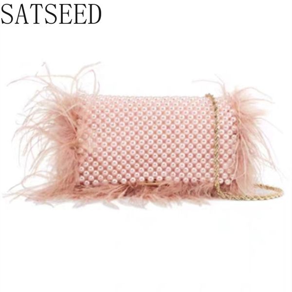 light pink beaded clamshell ladies clutch bag plush beaded pearl shoulder messenger bag with lid handmade
light pink beaded clamshell ladies clutch bag plush beaded pearl shoulder messenger bag with lid handmade