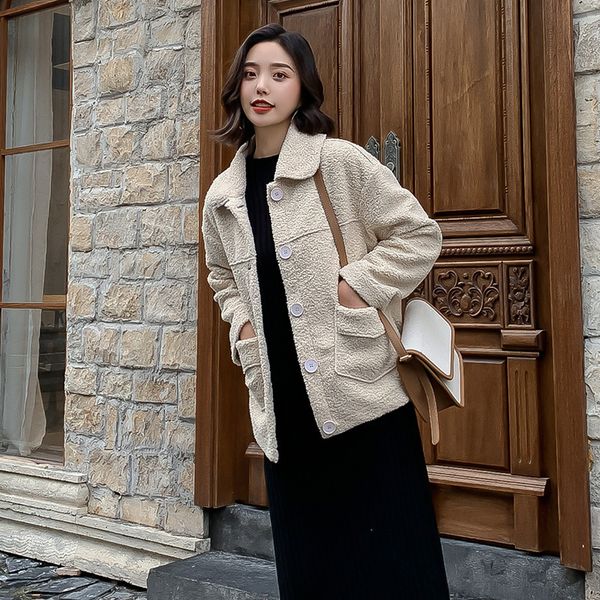 new 2019 autumn winter coat female faux lamb cashmere velvet women loose blends women's luxury plush coats jackets high quality, Black
new 2019 autumn winter coat female faux lamb cashmere velvet women loose blends women's luxury plush coats jackets high quality, Black