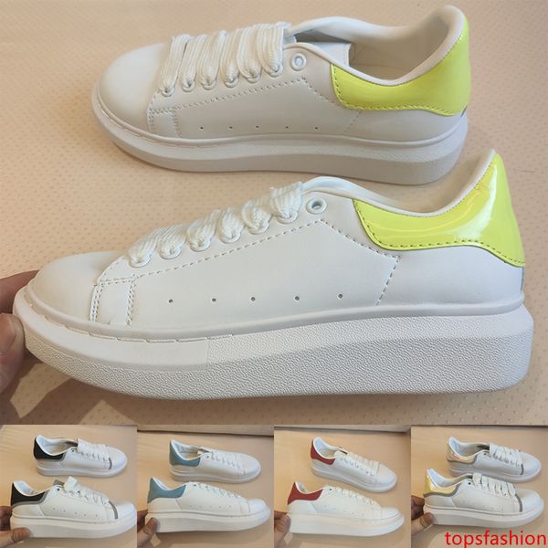 2020 new men women designer shoes reflective velvet black golden trainers fashion luxury casual sneakers chaussures platform shoes 36-44
2020 new men women designer shoes reflective velvet black golden trainers fashion luxury casual sneakers chaussures platform shoes 36-44