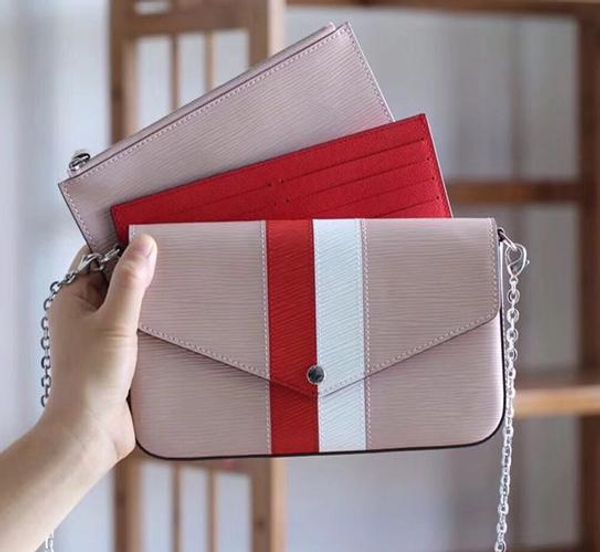 three-piece chain package m62982 water ripple cowhideshoulder bags cross body totes handbags brand fashion luxury designer famous 7aa
three-piece chain package m62982 water ripple cowhideshoulder bags cross body totes handbags brand fashion luxury designer famous 7aa
