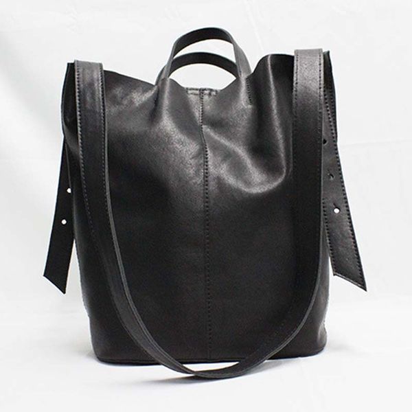 aetoo 2019 new retro literary solid simple genuine leather shoulder bag wild fashion leather handbag large capacity bucket bag
aetoo 2019 new retro literary solid simple genuine leather shoulder bag wild fashion leather handbag large capacity bucket bag