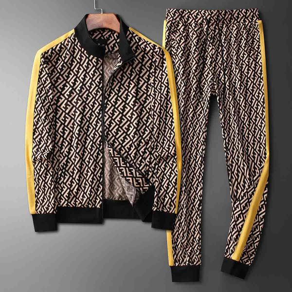 19ss men's fashion track and field clothing letters embroidery thickening plus velvet sportswear short-sleeved pullovers jogging pants, Gray
19ss men's fashion track and field clothing letters embroidery thickening plus velvet sportswear short-sleeved pullovers jogging pants, Gray