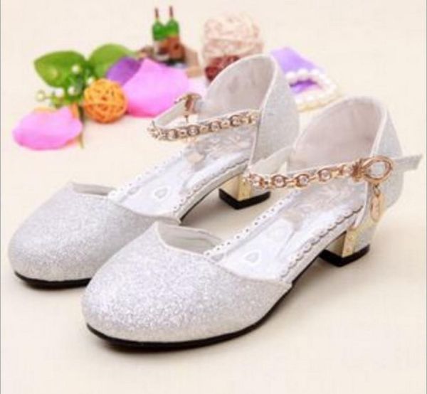 2020 princess girls sandals kids shoes for girls dress shoes little high heel glitter summer party wedding sandal children shoe, Black;grey
2020 princess girls sandals kids shoes for girls dress shoes little high heel glitter summer party wedding sandal children shoe, Black;grey