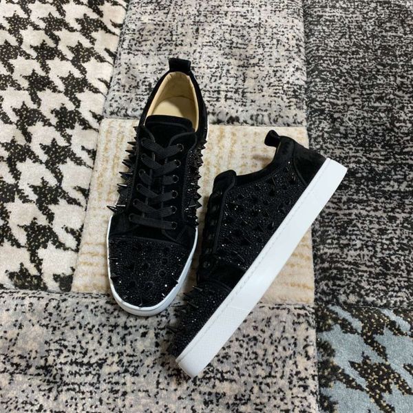 элегантная черная замша с шипами strass высокого качества красных донными мужчин кроссовки обувь мода низкого top женщина повседневной walki, Black
элегантная черная замша с шипами strass высокого качества красных донными мужчин кроссовки обувь мода низкого top женщина повседневной walki, Black