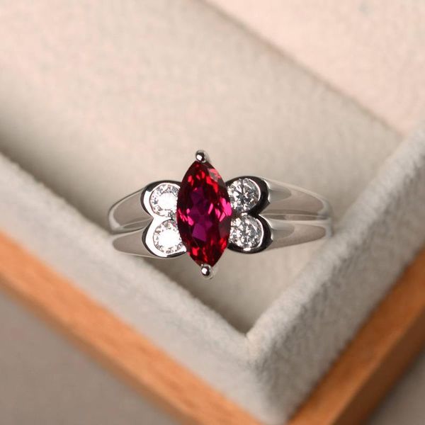 cluster rings japanese and korean style simple rose red ring s925 sterling silver platinum-plated ladies elegant to send girlfriend, Golden;silver
cluster rings japanese and korean style simple rose red ring s925 sterling silver platinum-plated ladies elegant to send girlfriend, Golden;silver