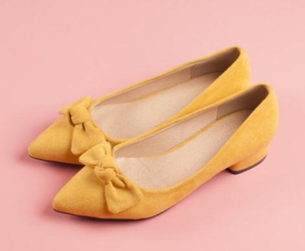 send 2018 spring and autumn new style bowknot flat bottom pointed end women's shoes, Black
send 2018 spring and autumn new style bowknot flat bottom pointed end women's shoes, Black