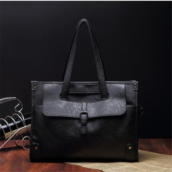 factory wholesale men handbag fashion black leather business briefcase cross rivet leather messenger bag large capacity computer bag
factory wholesale men handbag fashion black leather business briefcase cross rivet leather messenger bag large capacity computer bag