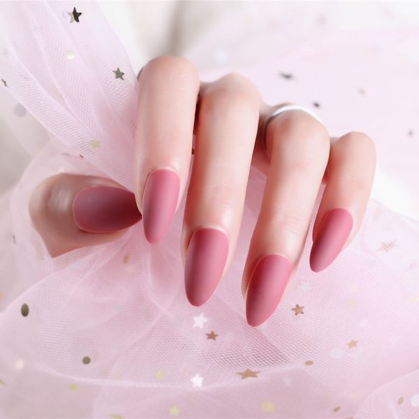 24 pieces lots frosted matte false nails with glue red solid color sharp long fake nail full cover nail tips artificial nails, Red;gold
24 pieces lots frosted matte false nails with glue red solid color sharp long fake nail full cover nail tips artificial nails, Red;gold
