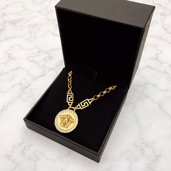 necklace beauty portrait necklace brass for women's high jewelry christmas party gift seiko1, Silver
necklace beauty portrait necklace brass for women's high jewelry christmas party gift seiko1, Silver