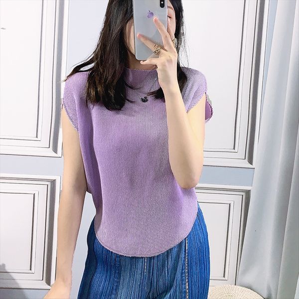 2020 loose women's short sleeve summer slim three-house fold bat t-shirt sleeve casual t-shirt women's temperament, White
2020 loose women's short sleeve summer slim three-house fold bat t-shirt sleeve casual t-shirt women's temperament, White
