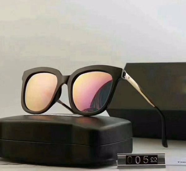 luxury - brand full frame designer club sunglasses womens mens master uv400 protecton mirror sunglass with box #v005, White;black
luxury - brand full frame designer club sunglasses womens mens master uv400 protecton mirror sunglass with box #v005, White;black