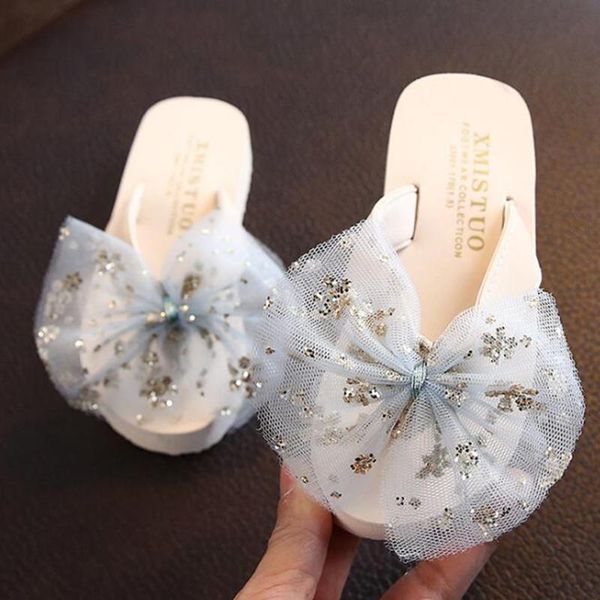 new girl leisure fashion bow flip-flops sandals non-slip soft bottom summer beach flat house shoes child flip flops women sh398, Black;red 
new girl leisure fashion bow flip-flops sandals non-slip soft bottom summer beach flat house shoes child flip flops women sh398, Black;red