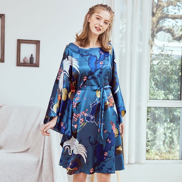 summer women nightgown print sleepwear night bath dress gown satin sleep shirt nightshirt home clothes intimate lingerie, Black;red
summer women nightgown print sleepwear night bath dress gown satin sleep shirt nightshirt home clothes intimate lingerie, Black;red