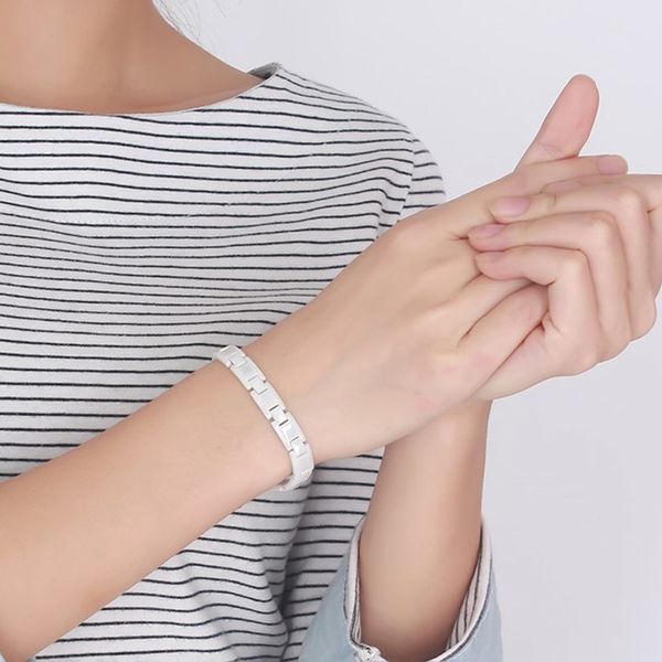 white ceramic bracelets for women healthy care magnetic energy adjustable woman jewelry, Golden;silver
white ceramic bracelets for women healthy care magnetic energy adjustable woman jewelry, Golden;silver